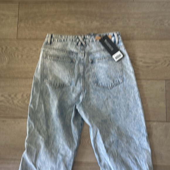 Jeans - Picture 5 of 10